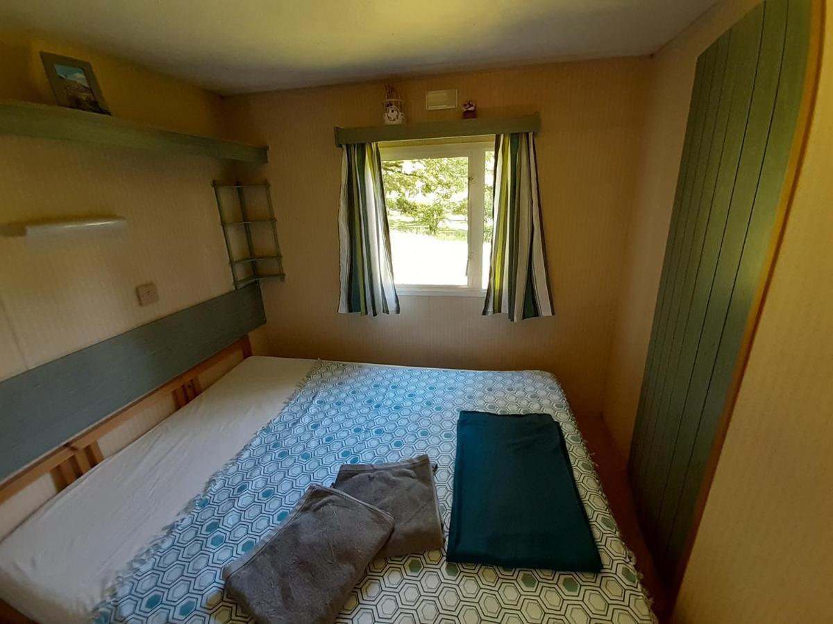 Camping Etang Du Camp Senergues Eksteriør billede