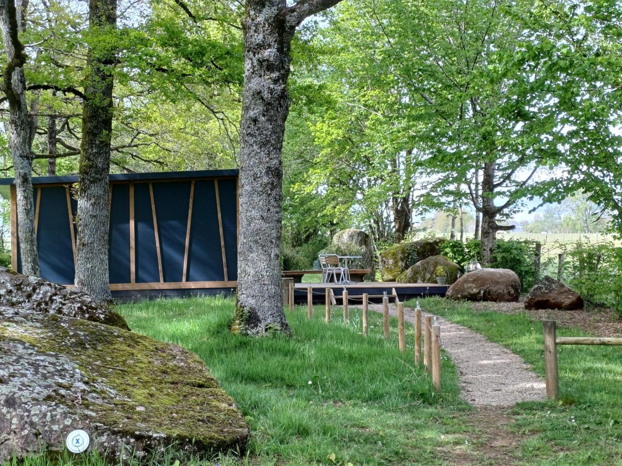 Camping Etang Du Camp Senergues Eksteriør billede